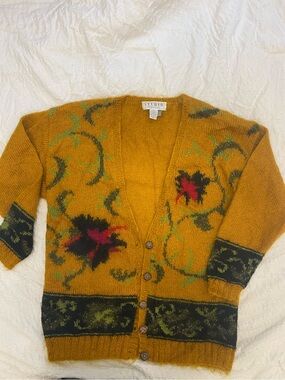 Studio Mustard Floral Intarsia Button-Front Cardigan